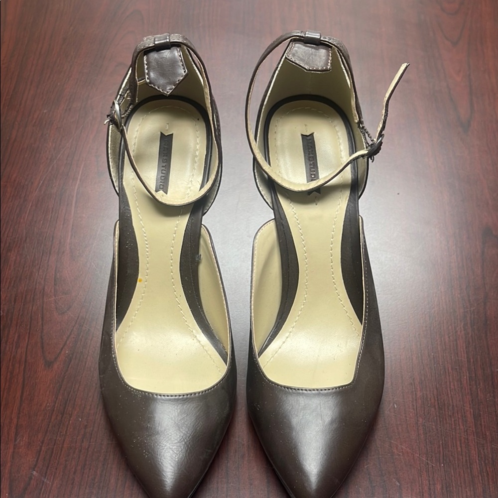 NWOT Max Studio Brown Leather Women's Shoes